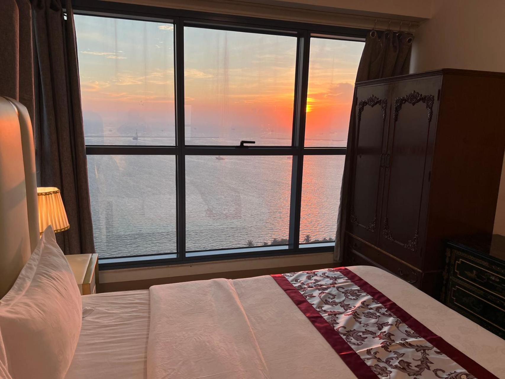 Апартаменты Sunset House Roxas Bay Манила Экстерьер фото